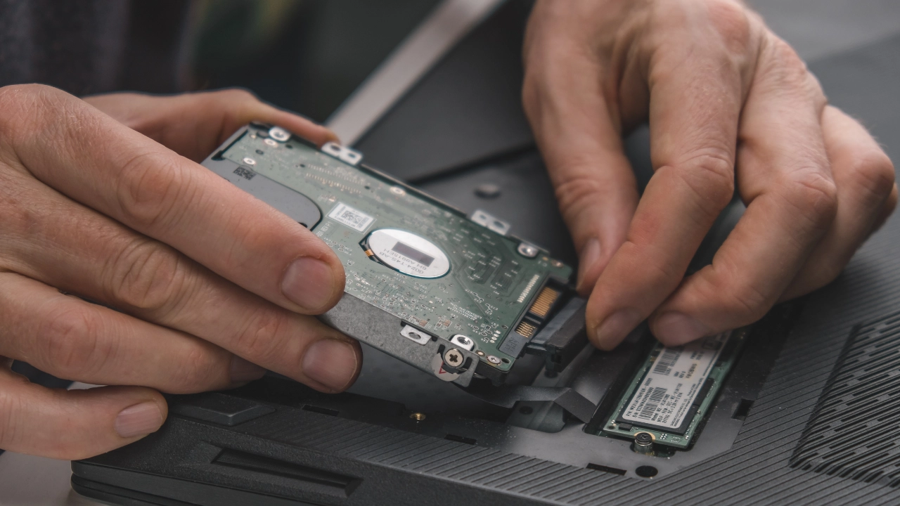 how obsolete devices endanger your data